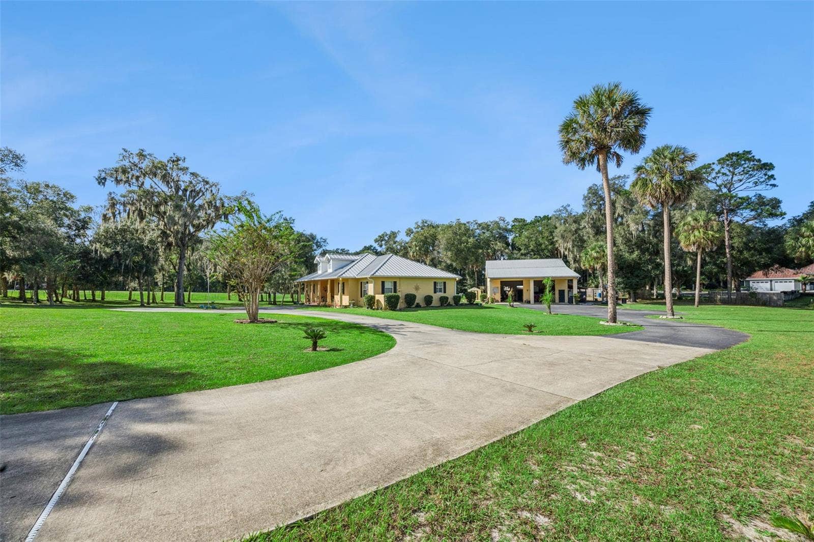 Entrance Drive