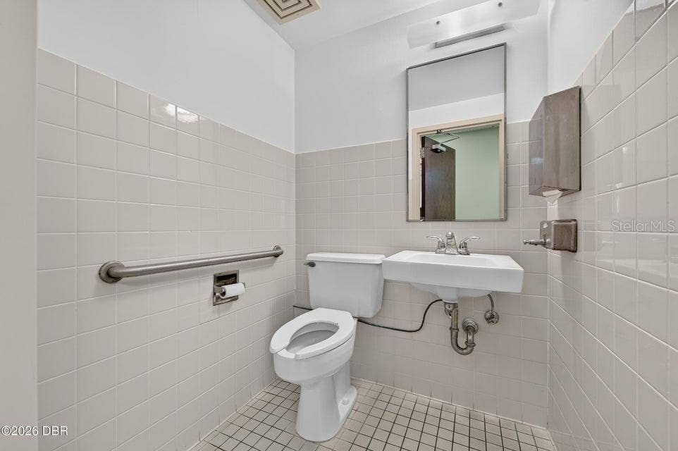 802 STERTHAUS DRIVE, #B, Ormond Beach, FL 32174 802 STERTHAUS DRIVE, #B, Ormond Beach, FL 32174