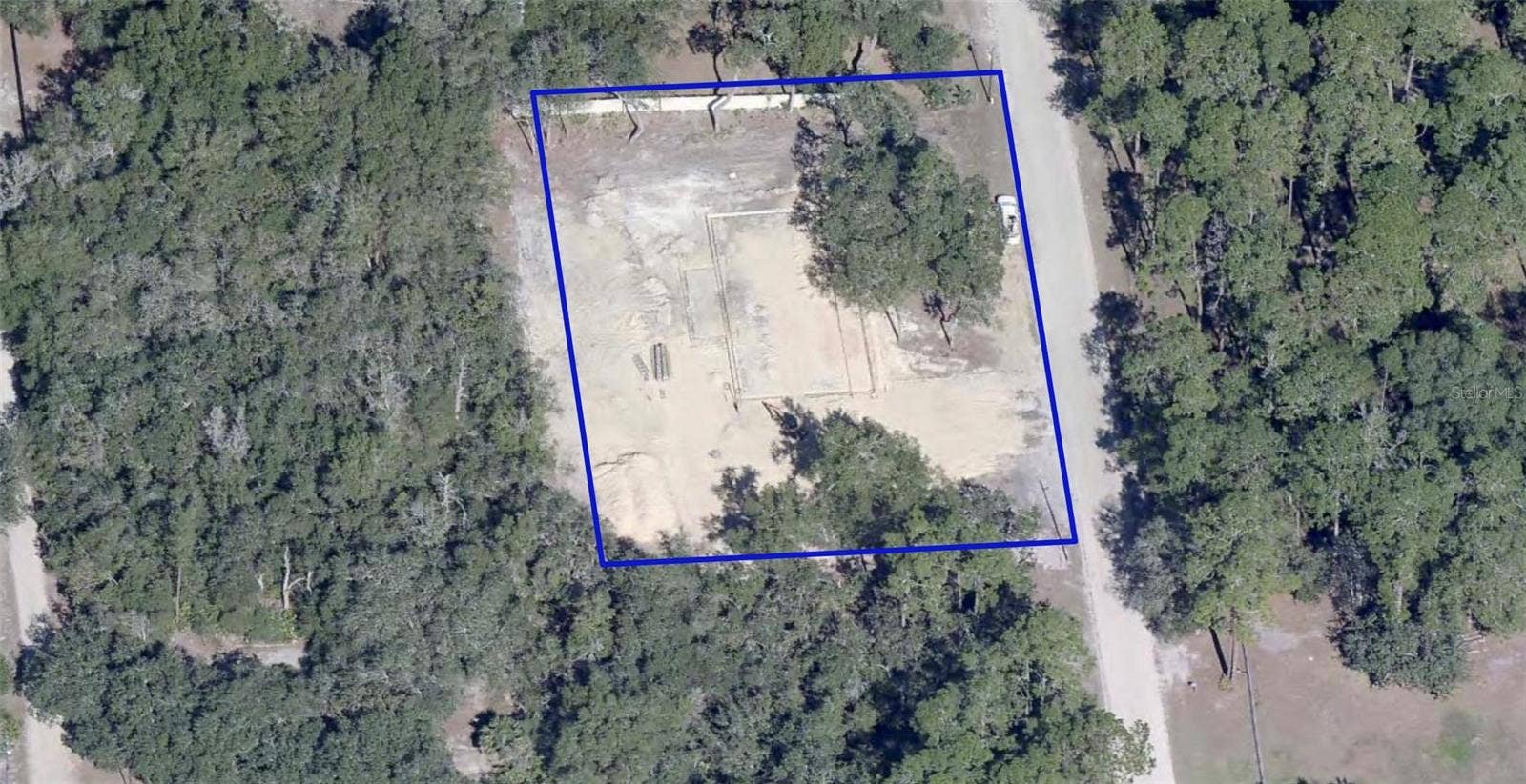 47125 EAST AVENUE, Paisley, FL 32767 47125 EAST AVENUE, Paisley, FL 32767