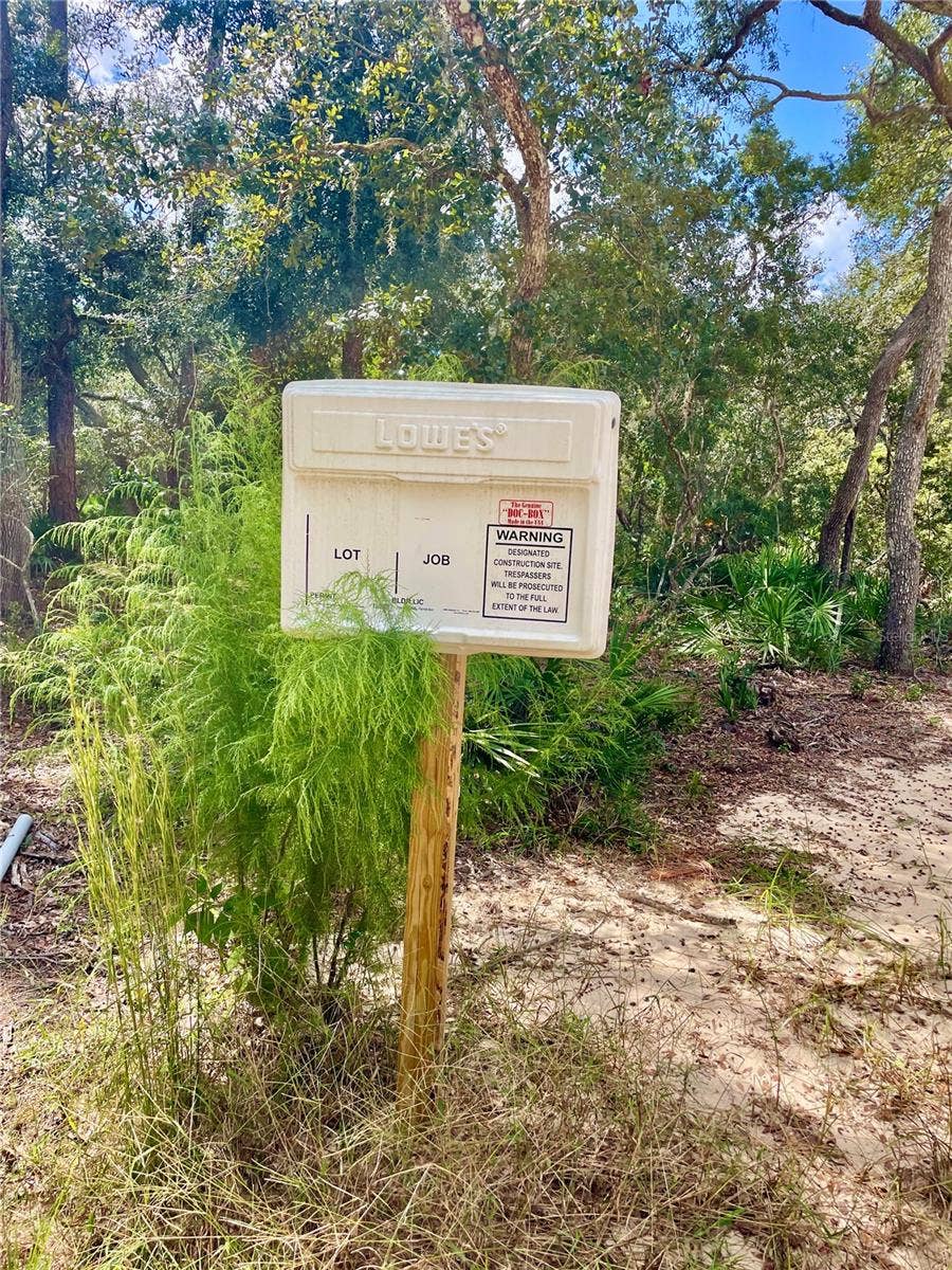 47125 EAST AVENUE, Paisley, FL 32767 47125 EAST AVENUE, Paisley, FL 32767