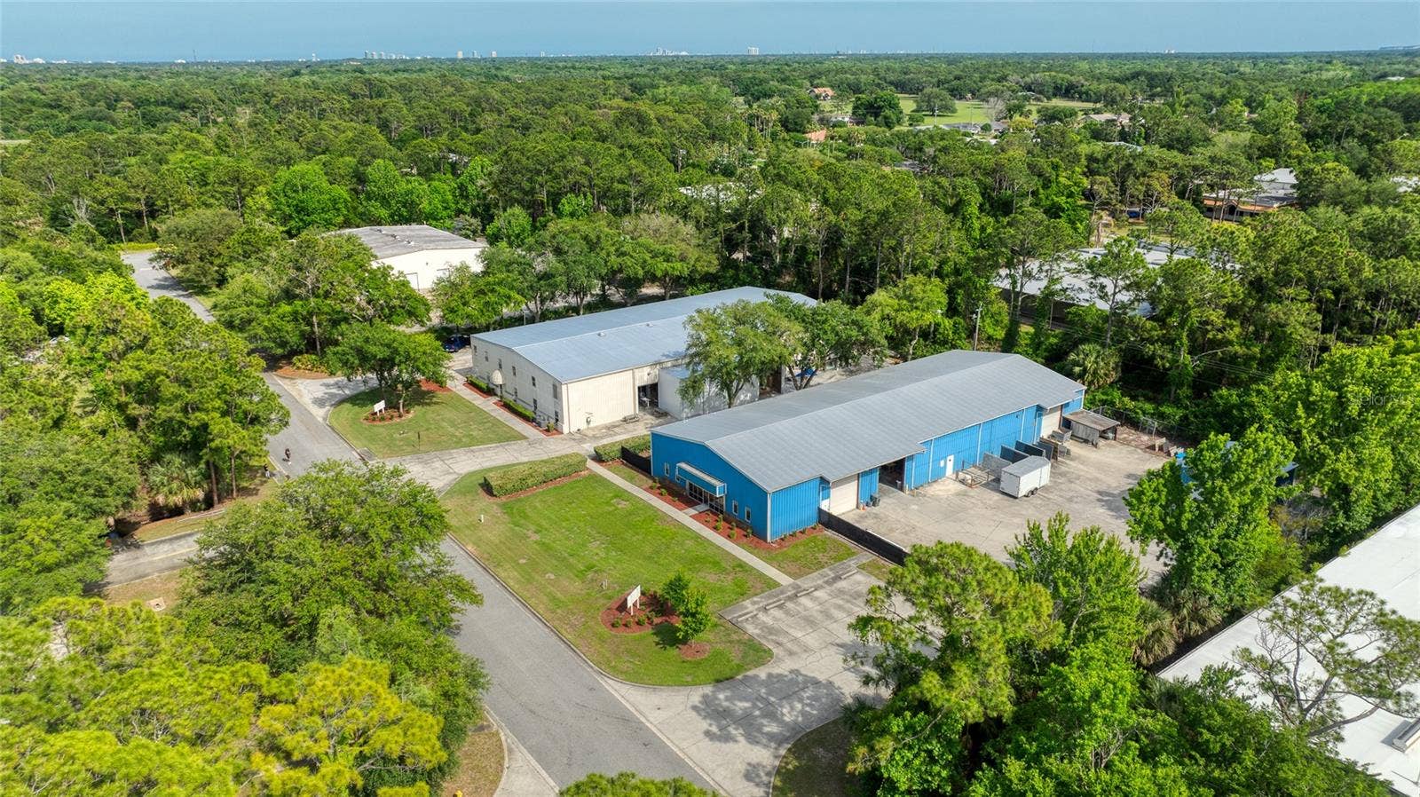 4 & 6 AVIATOR WAY, Ormond Beach, FL 32174 4 & 6 Aviator Way