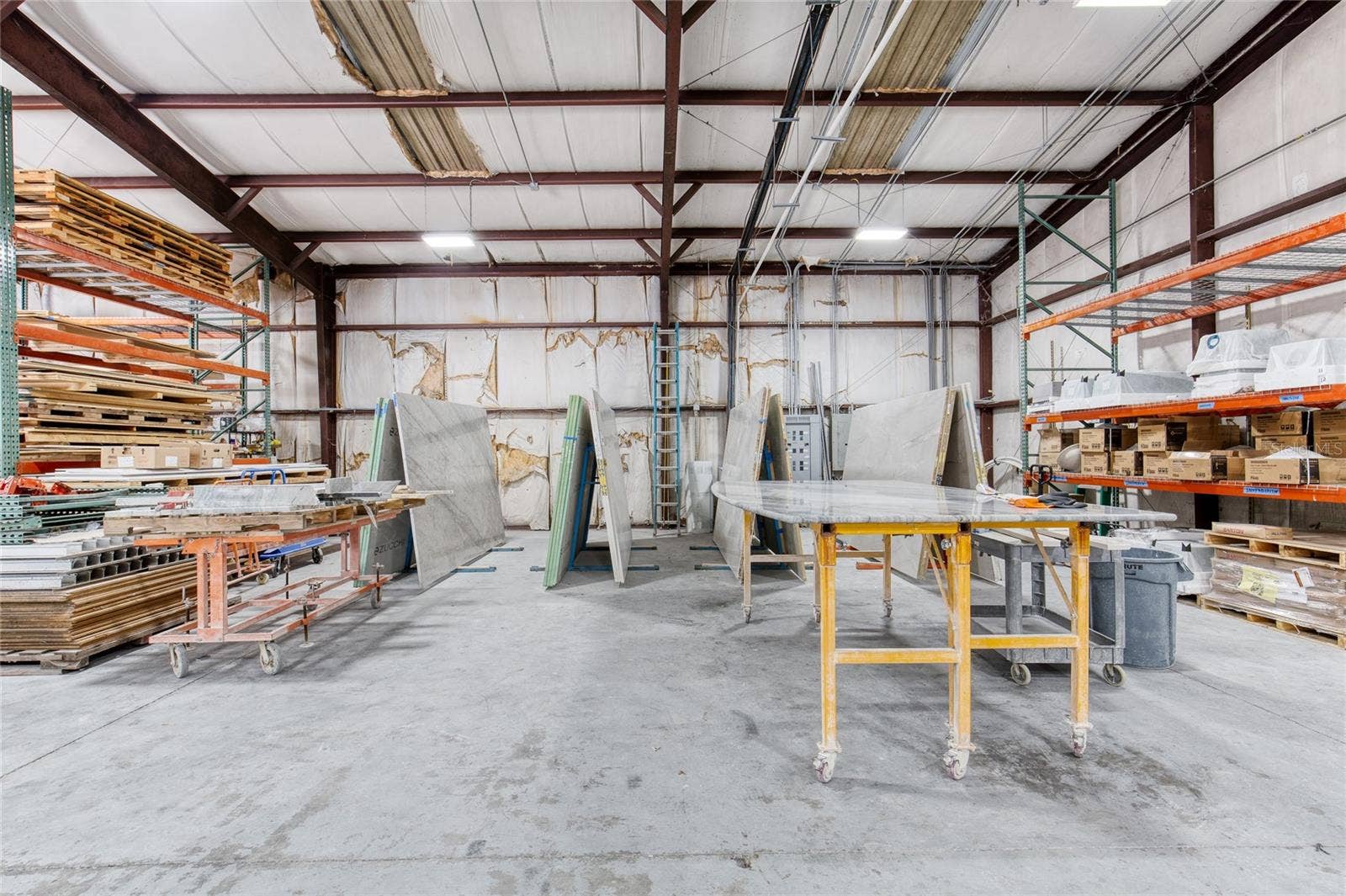 4 & 6 AVIATOR WAY, Ormond Beach, FL 32174 Stoneworks Warehouse