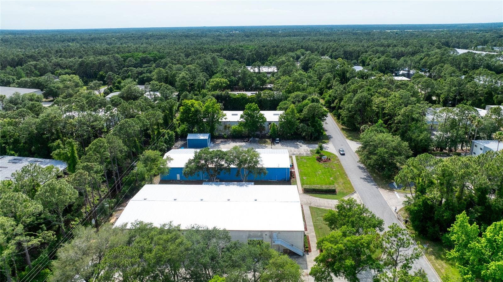 4 & 6 AVIATOR WAY, Ormond Beach, FL 32174 4 & 6 Aviator Way