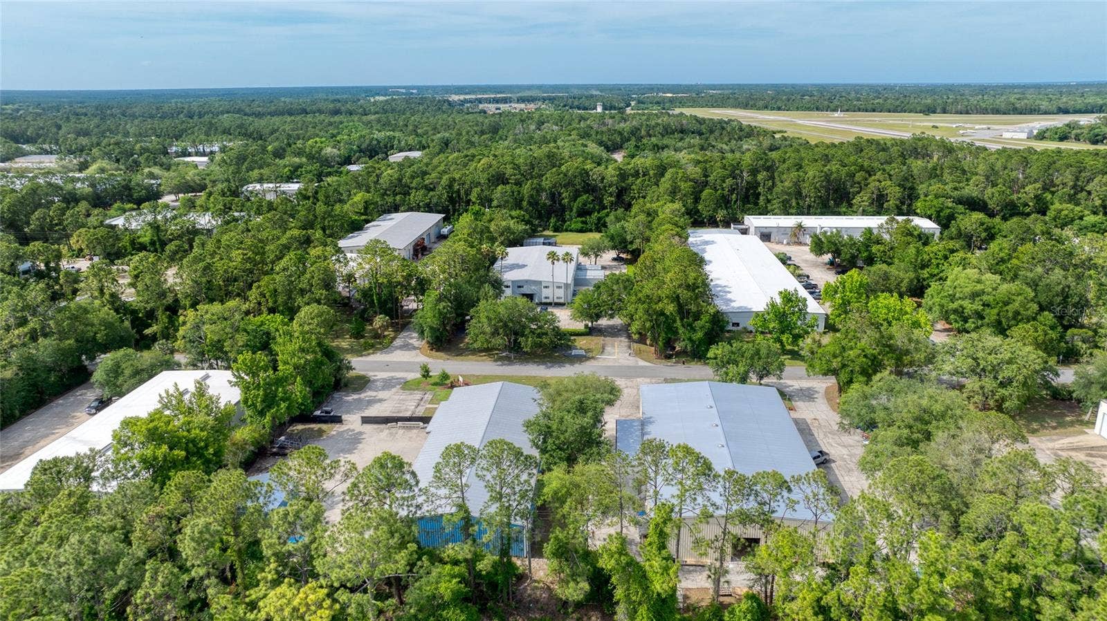 4 & 6 AVIATOR WAY, Ormond Beach, FL 32174 4 & 6 Aviator Way
