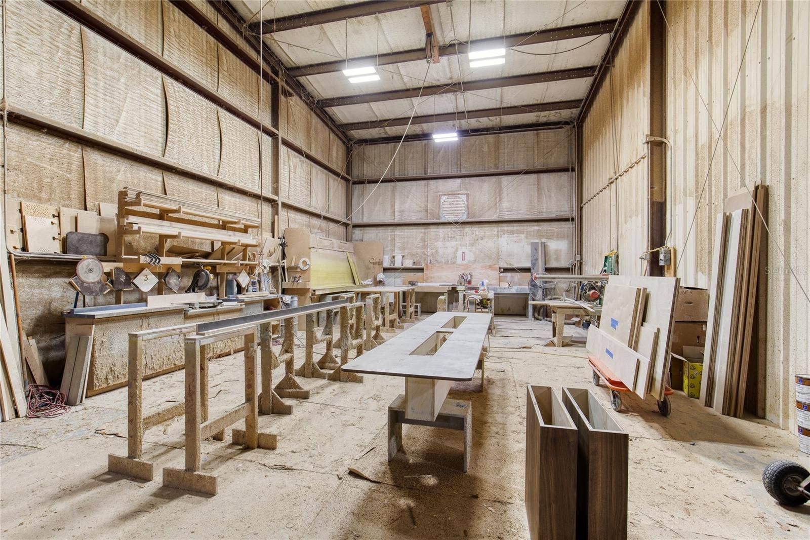 4 & 6 AVIATOR WAY, Ormond Beach, FL 32174 Cabinetry Glue Dept
