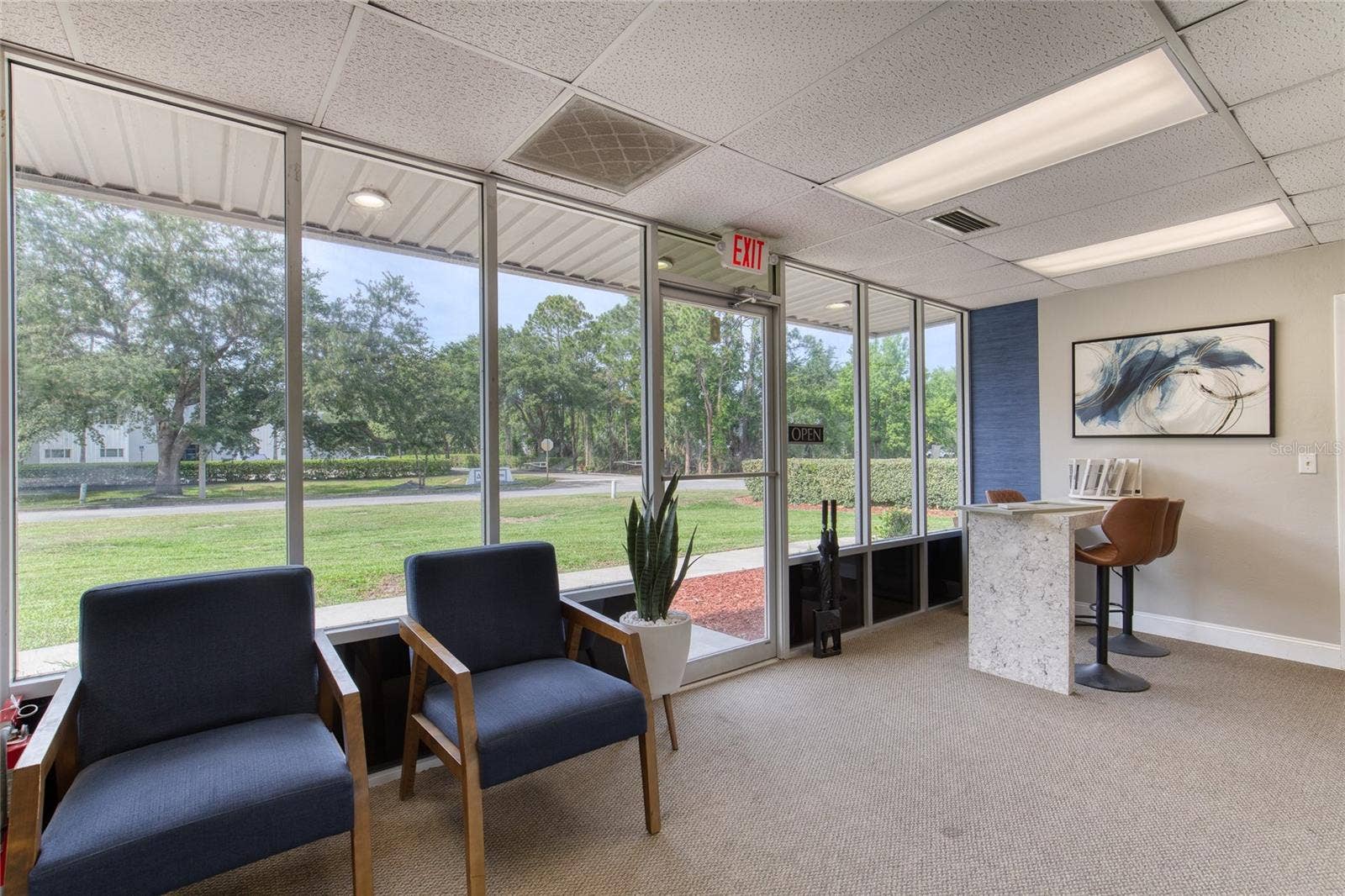 4 & 6 AVIATOR WAY, Ormond Beach, FL 32174 Stoneworks Foyer