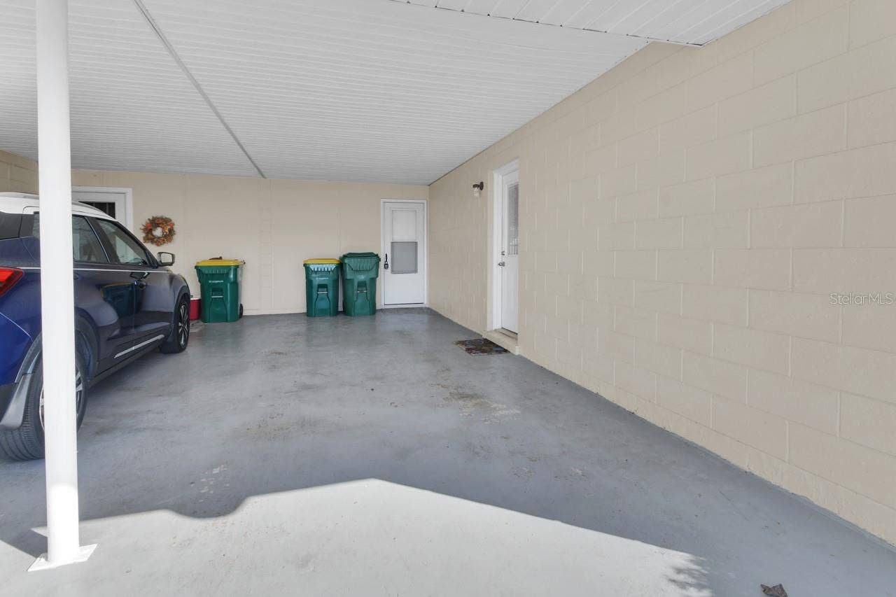 205 ELMWOOD AVENUE, #220, Deland, FL 32724 205 ELMWOOD AVENUE, #220, Deland, FL 32724