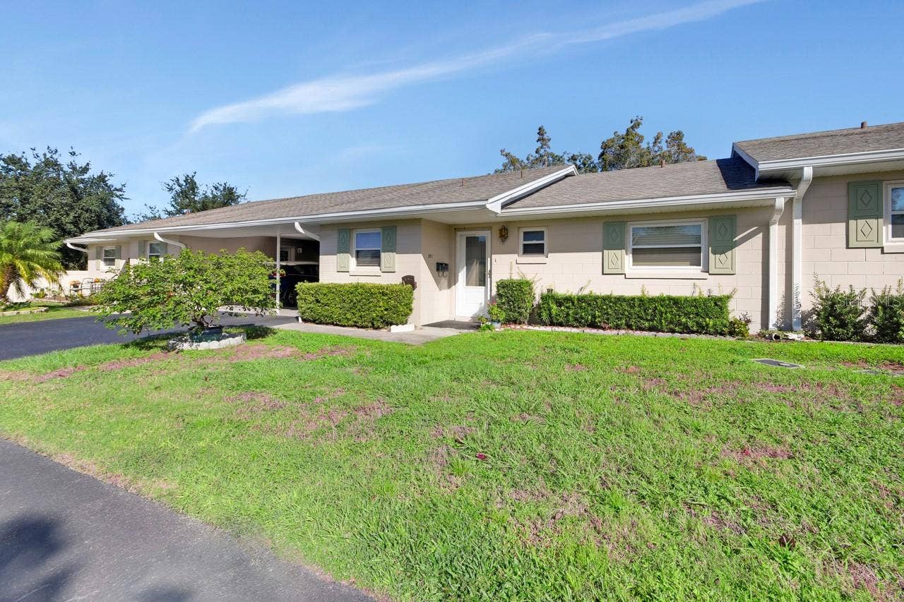 205 ELMWOOD AVENUE, #220, Deland, FL 32724 205 ELMWOOD AVENUE, #220, Deland, FL 32724
