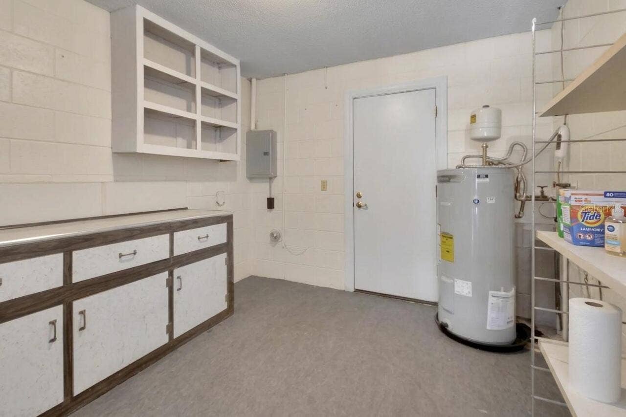 205 ELMWOOD AVENUE, #220, Deland, FL 32724 205 ELMWOOD AVENUE, #220, Deland, FL 32724