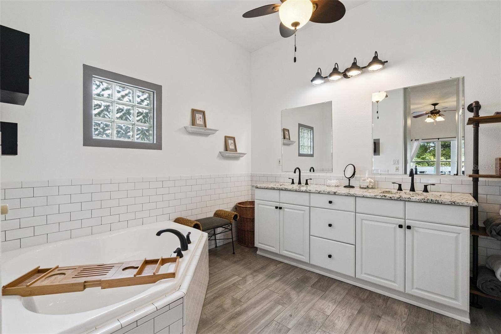 104 SMITHSON DRIVE, Oviedo, FL 32765