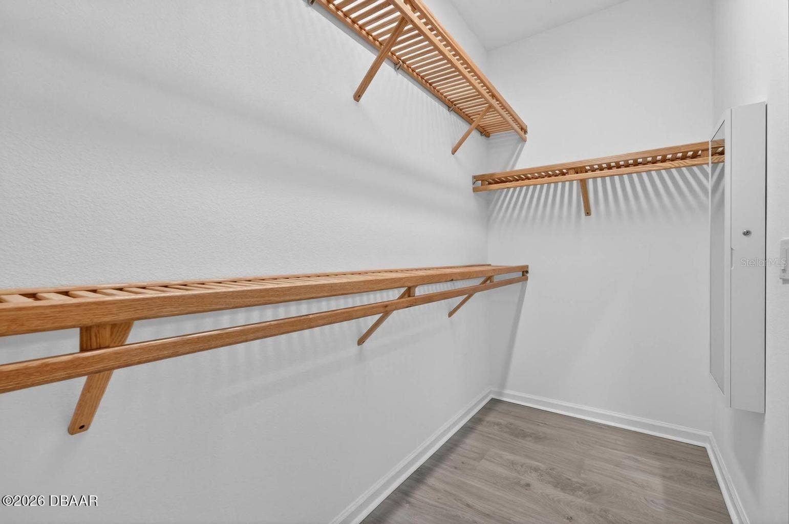 854 MARGARITAVILLE AVENUE, Daytona Beach, FL 32124 Primary walk in closet