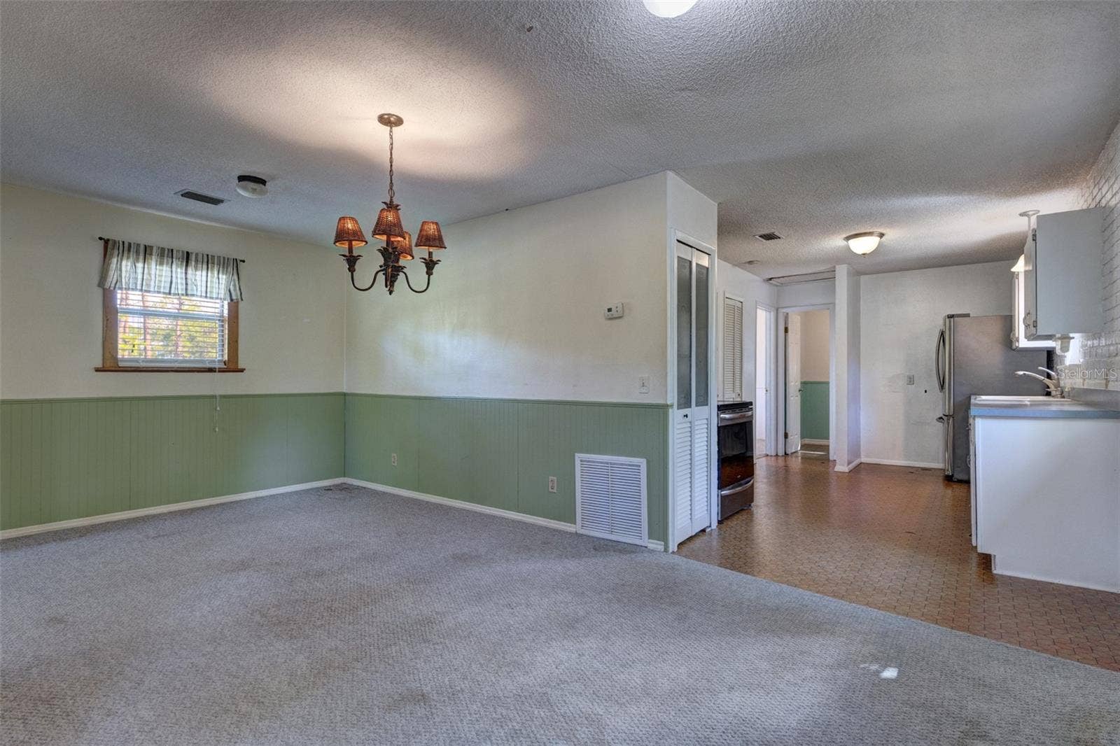 1950 9TH AVENUE, Deland, FL 32724 1950 9TH AVENUE, Deland, FL 32724