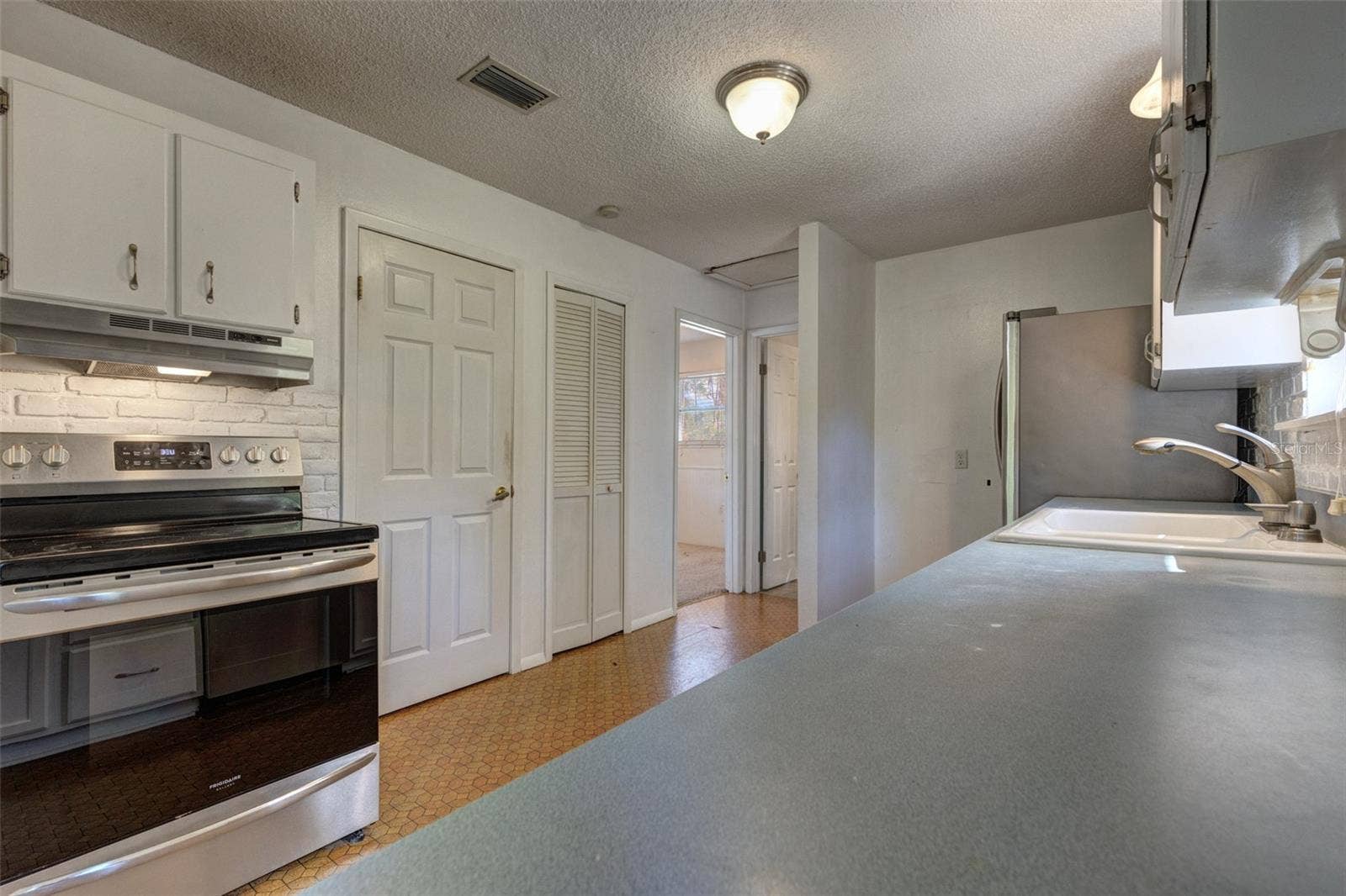 1950 9TH AVENUE, Deland, FL 32724 1950 9TH AVENUE, Deland, FL 32724