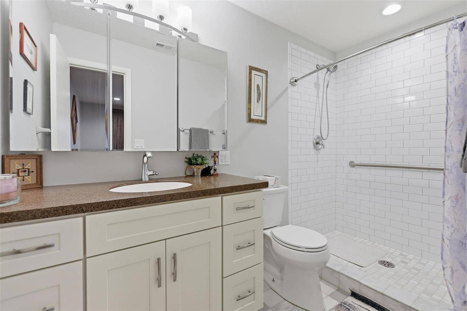46 VILLA VILLAR COURT, #460, Deland, FL 32724 Primary Bath with Accessible Handrail