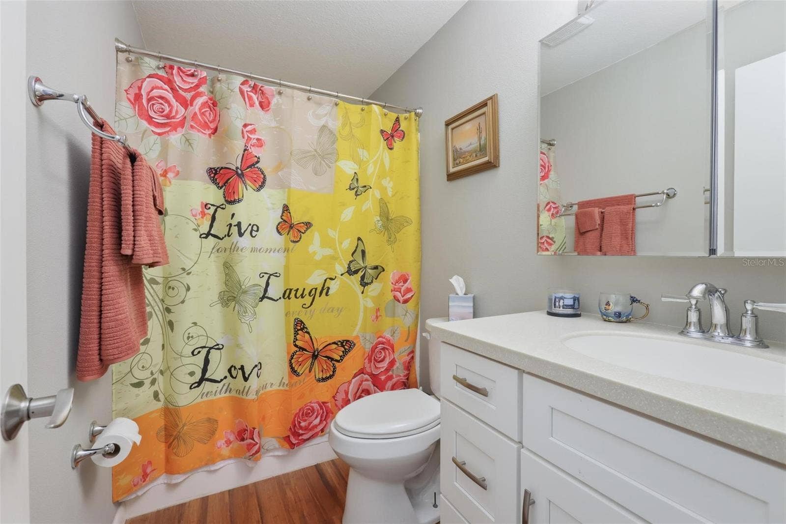 46 VILLA VILLAR COURT, #460, Deland, FL 32724 Guest bath