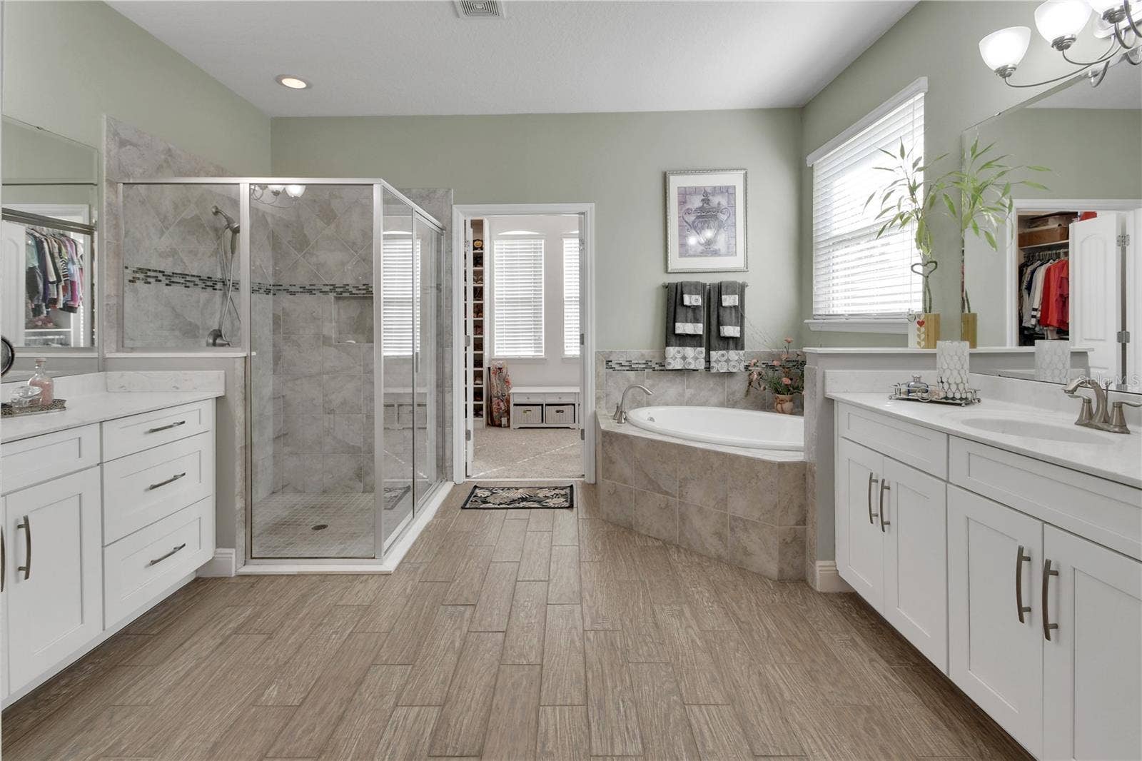 126 MYRTLEBERRY LANE, Deland, FL 32724 En-suite bathroom