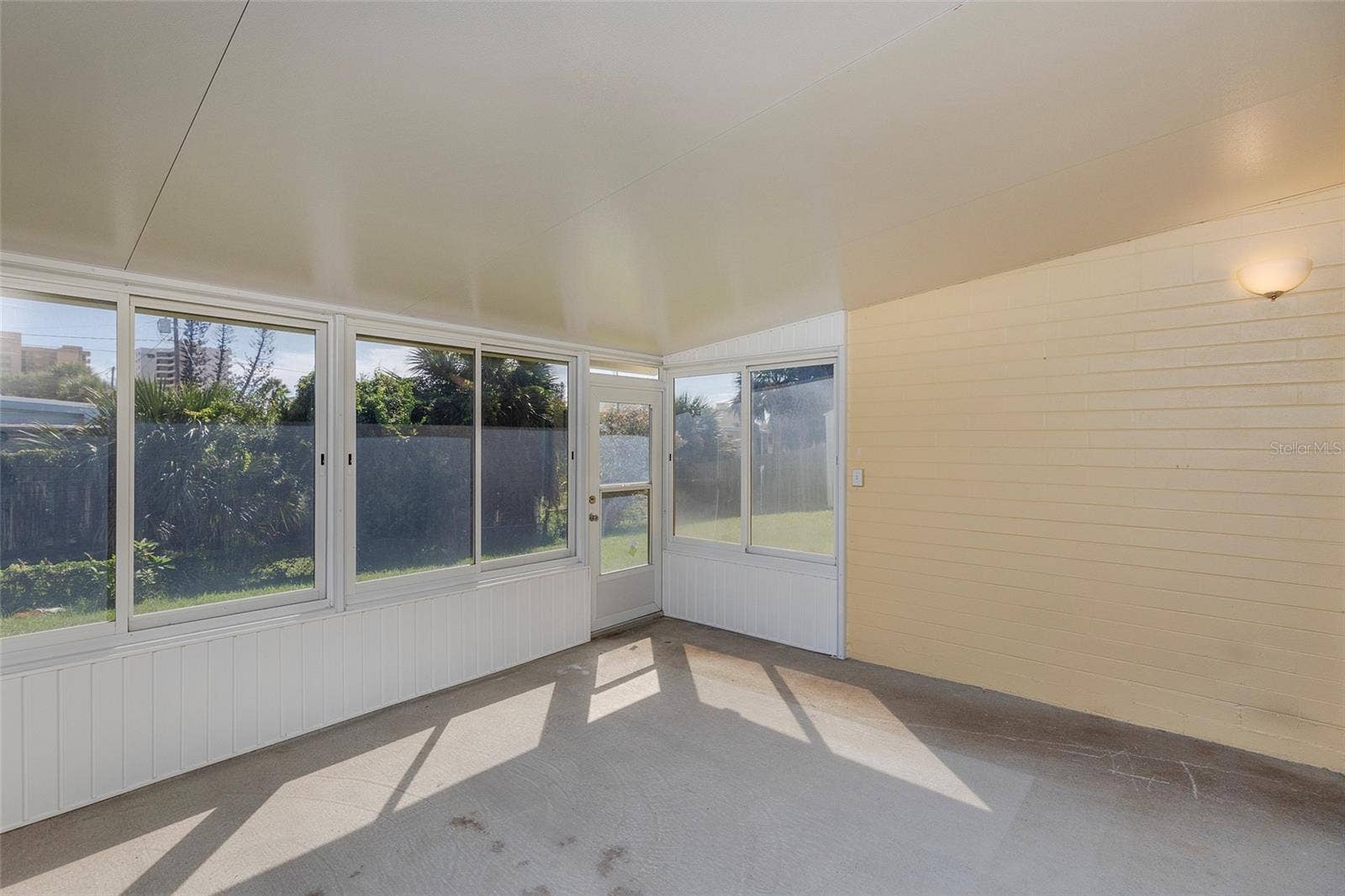 3105 LA PALOMA AVENUE, Daytona Beach, FL 32118 3105 LA PALOMA AVENUE, Daytona Beach, FL 32118