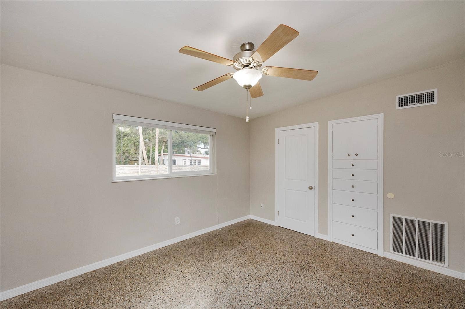 3105 LA PALOMA AVENUE, Daytona Beach, FL 32118 3105 LA PALOMA AVENUE, Daytona Beach, FL 32118