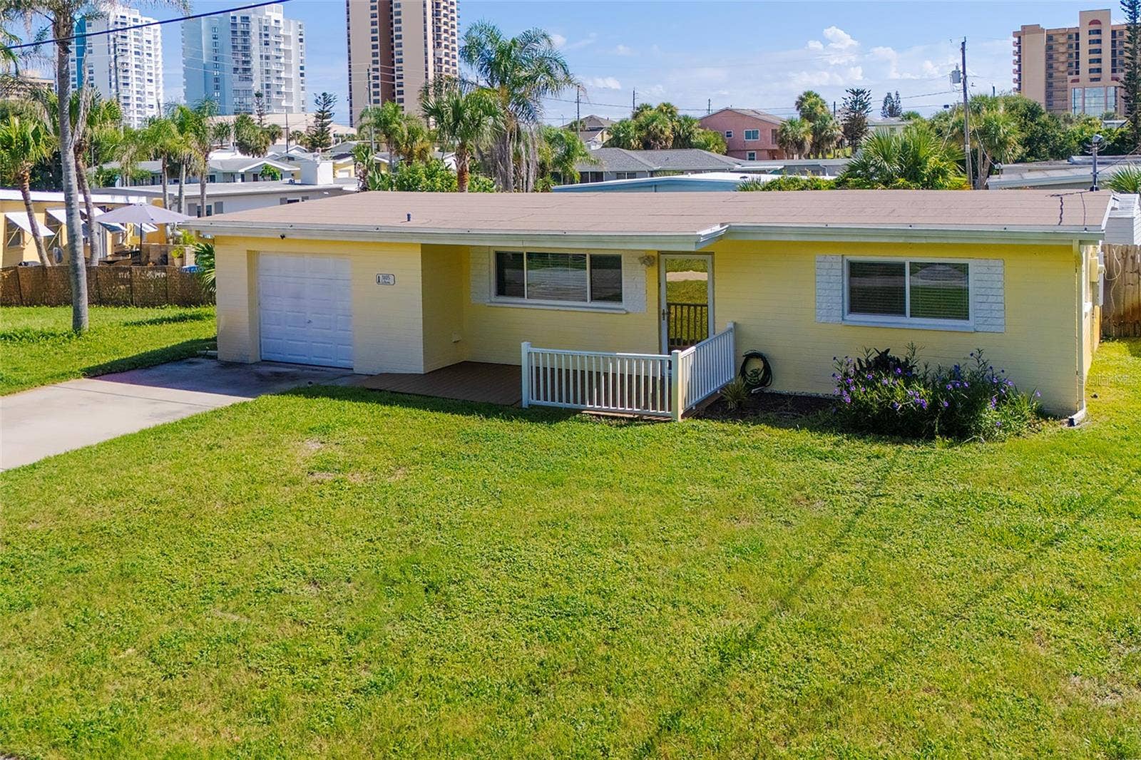 3105 LA PALOMA AVENUE, Daytona Beach, FL 32118 3105 LA PALOMA AVENUE, Daytona Beach, FL 32118