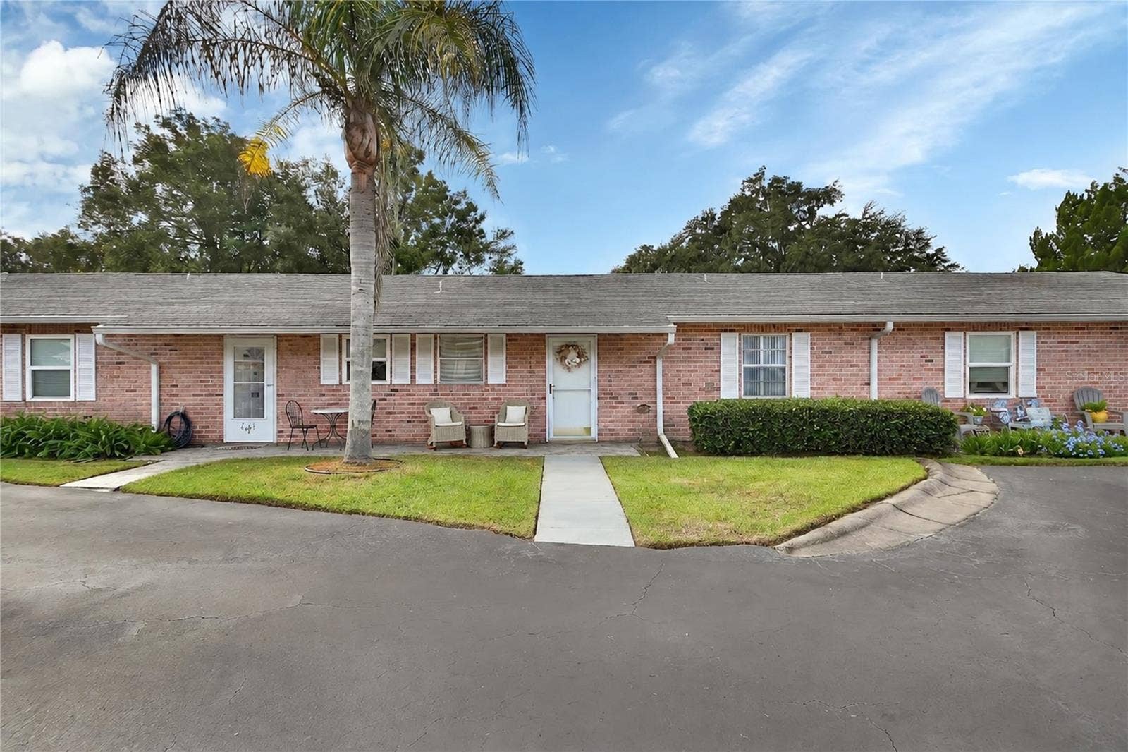 7 FAIRWAY COURT, #7, Deland, FL 32724