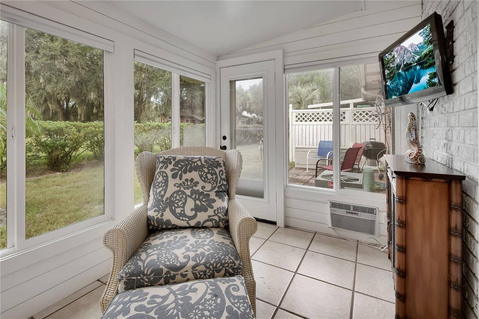 7 FAIRWAY COURT, #7, Deland, FL 32724