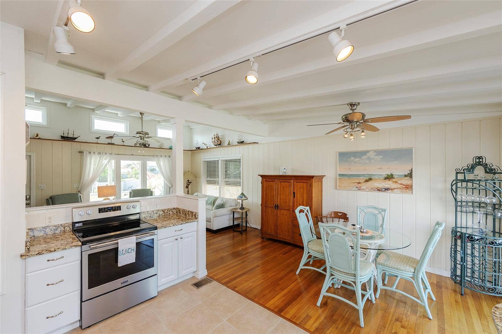 109 PARK AVENUE, Daytona Beach, FL 32118 109 PARK AVENUE, Daytona Beach, FL 32118