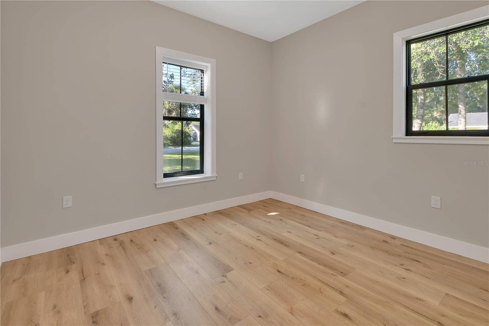 743 W FLORENCE AVENUE, Deland, FL 32720