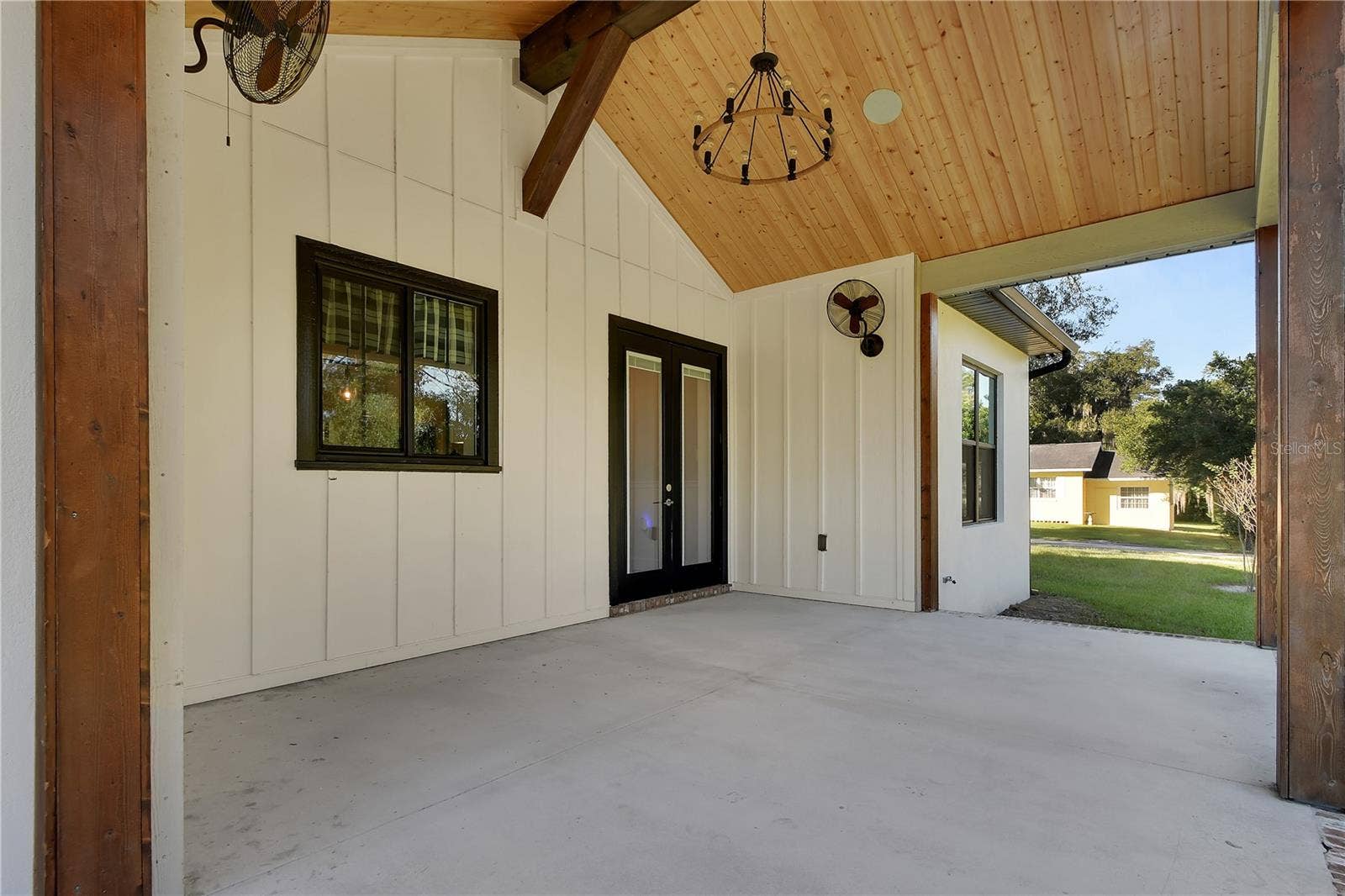 743 W FLORENCE AVENUE, Deland, FL 32720