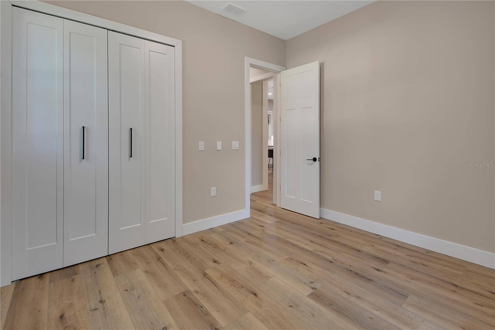 743 W FLORENCE AVENUE, Deland, FL 32720