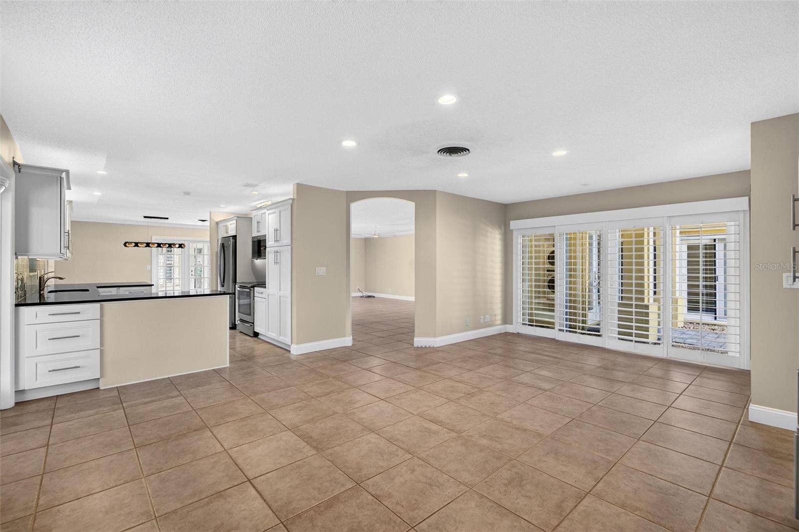30 BOSARVEY CIRCLE, Ormond Beach, FL 32176 30 BOSARVEY CIRCLE, Ormond Beach, FL 32176