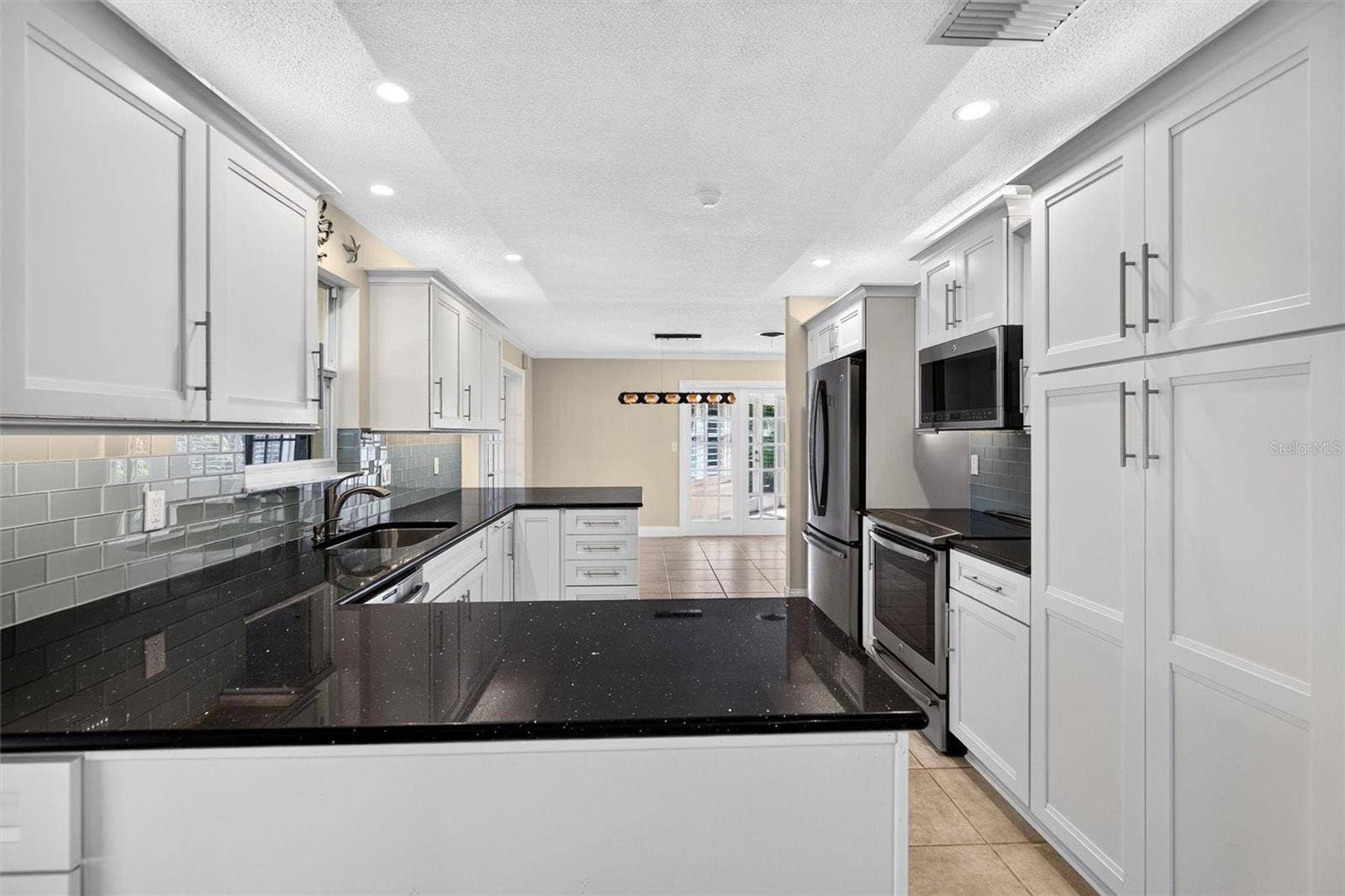 30 BOSARVEY CIRCLE, Ormond Beach, FL 32176 30 BOSARVEY CIRCLE, Ormond Beach, FL 32176