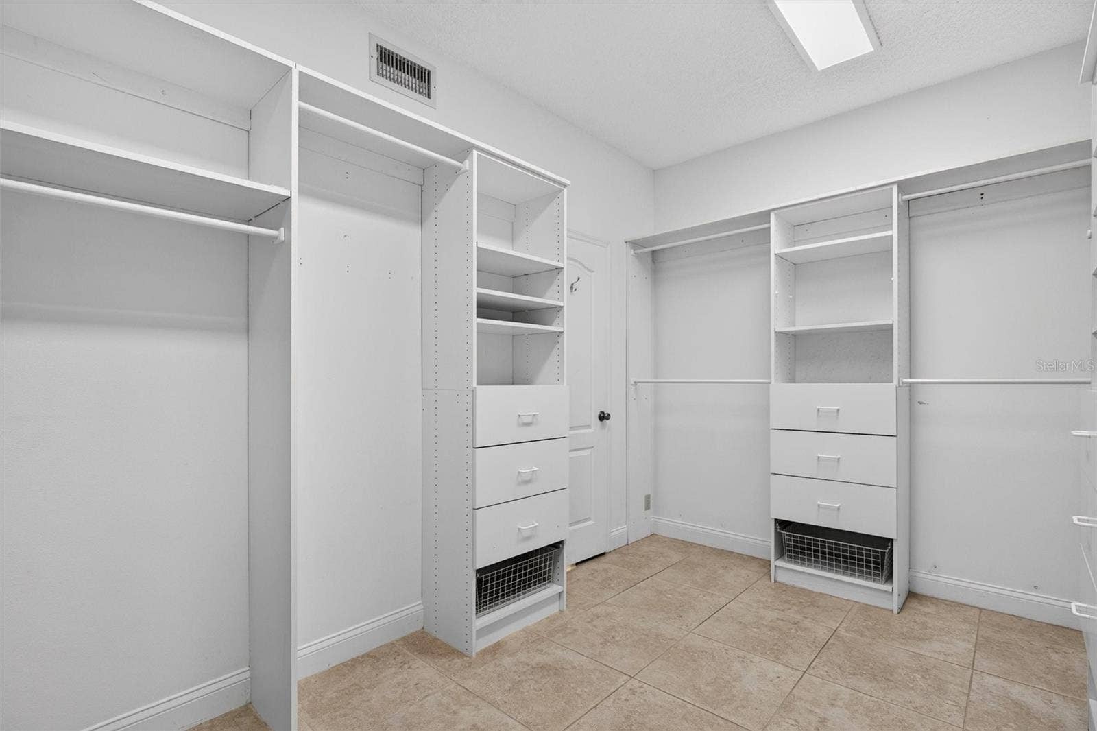 30 BOSARVEY CIRCLE, Ormond Beach, FL 32176 30 BOSARVEY CIRCLE, Ormond Beach, FL 32176