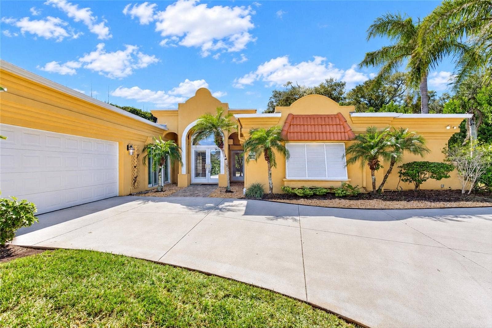 30 BOSARVEY CIRCLE, Ormond Beach, FL 32176 30 BOSARVEY CIRCLE, Ormond Beach, FL 32176