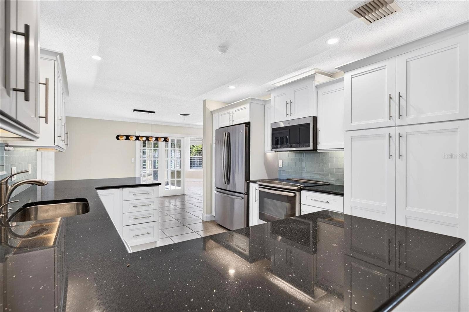 30 BOSARVEY CIRCLE, Ormond Beach, FL 32176 30 BOSARVEY CIRCLE, Ormond Beach, FL 32176