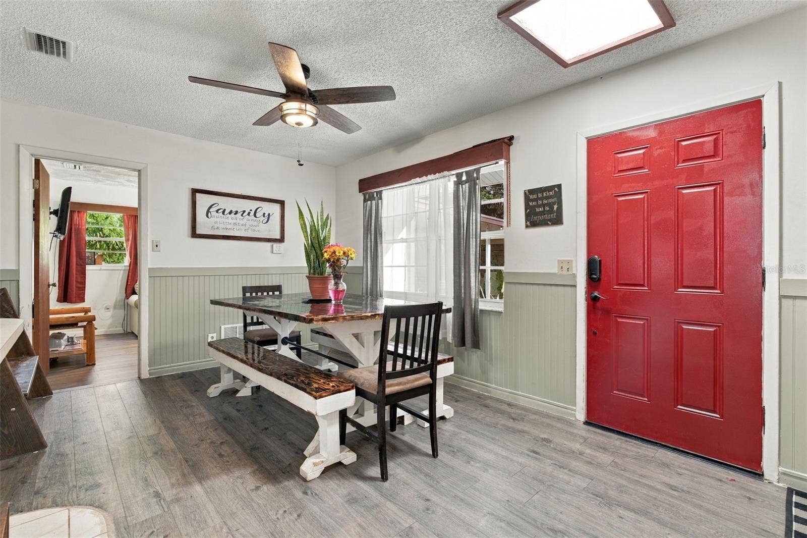 507 OAKWOOD STREET, Crescent City, FL 32112 dining room