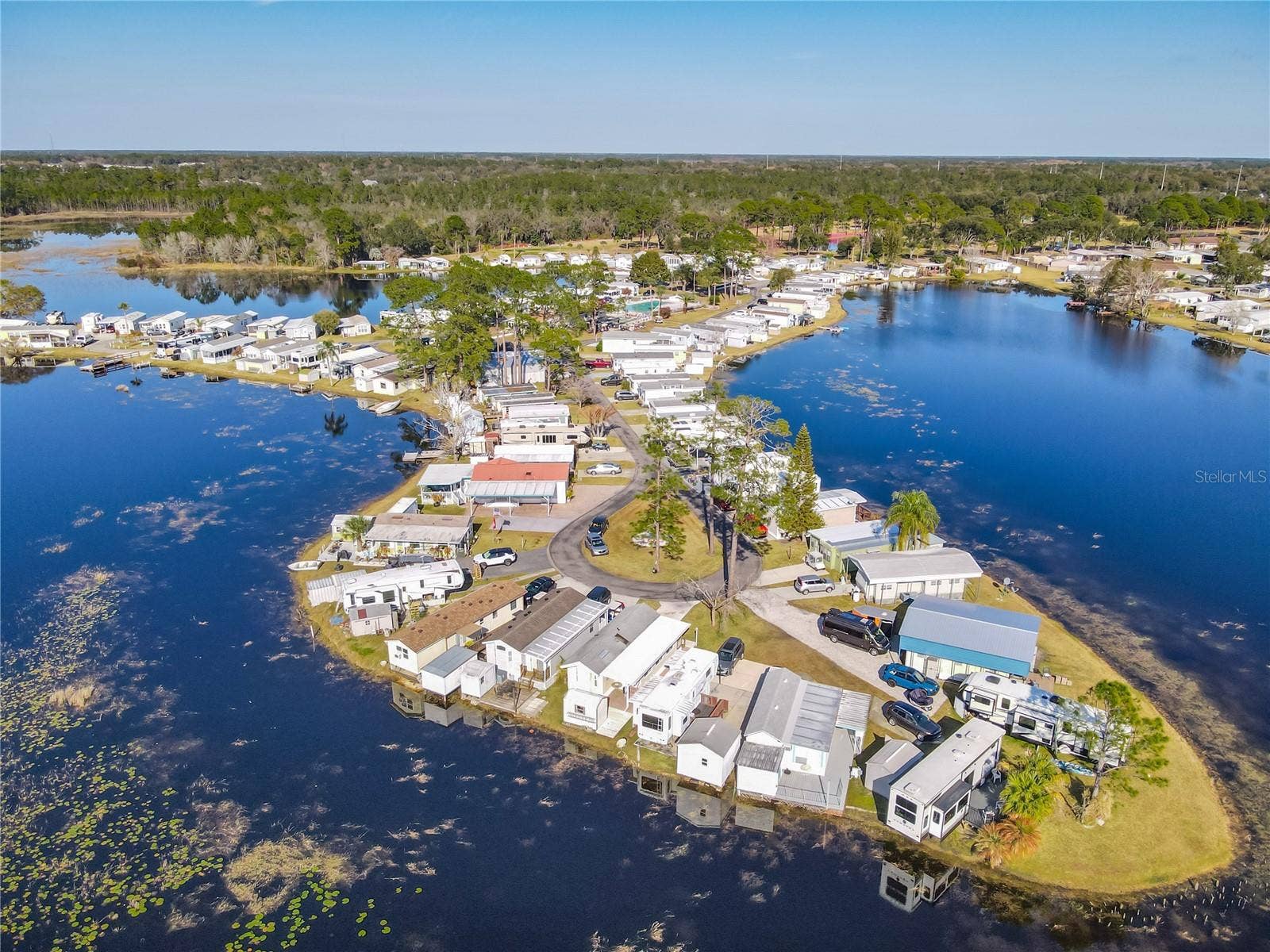 70 EAGLE POINT S, Osteen, FL 32764 70 EAGLE POINT S, Osteen, FL 32764