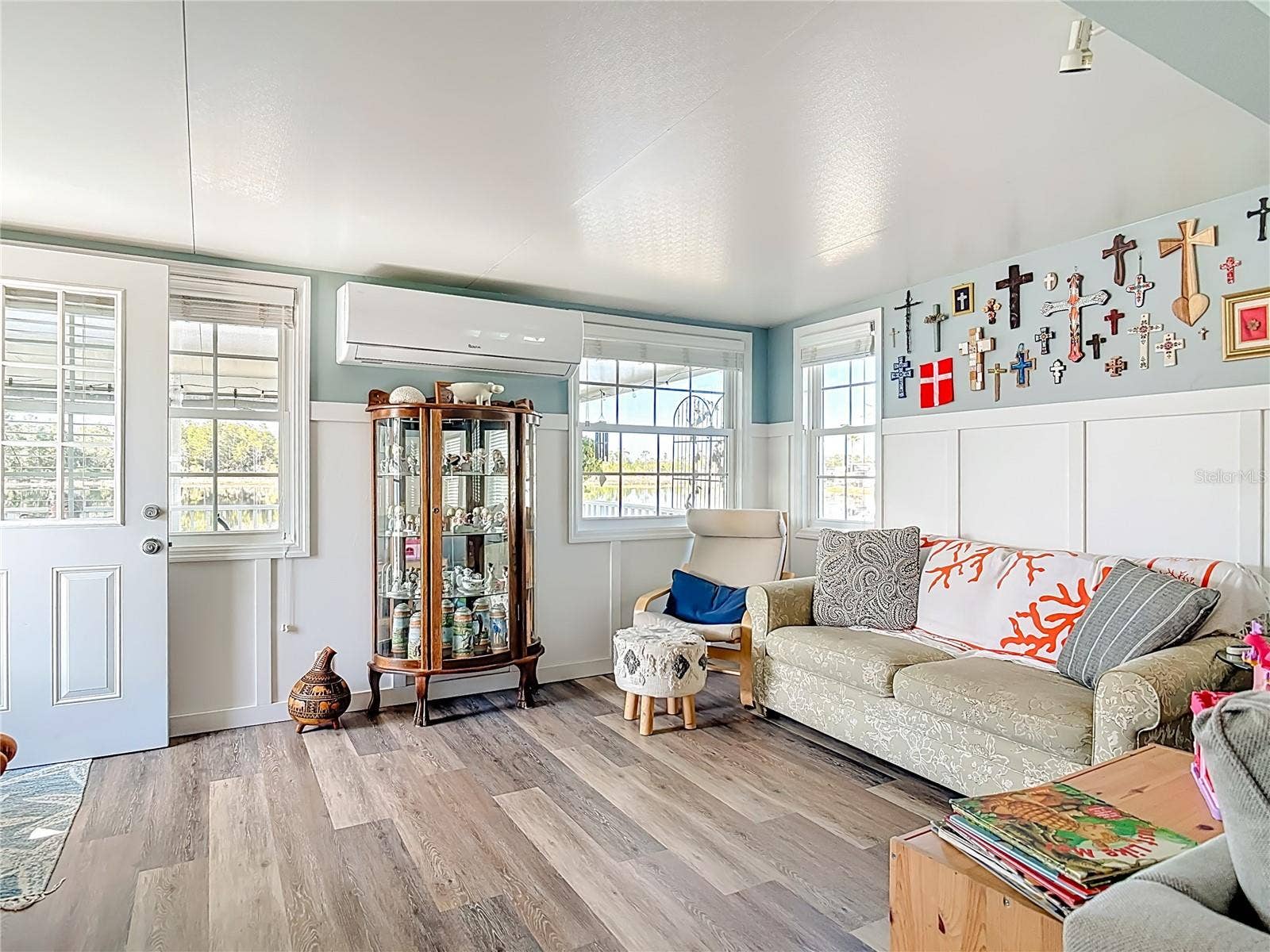 70 EAGLE POINT S, Osteen, FL 32764 70 EAGLE POINT S, Osteen, FL 32764