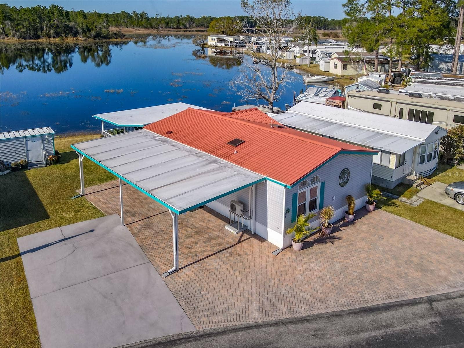 70 EAGLE POINT S, Osteen, FL 32764 70 EAGLE POINT S, Osteen, FL 32764