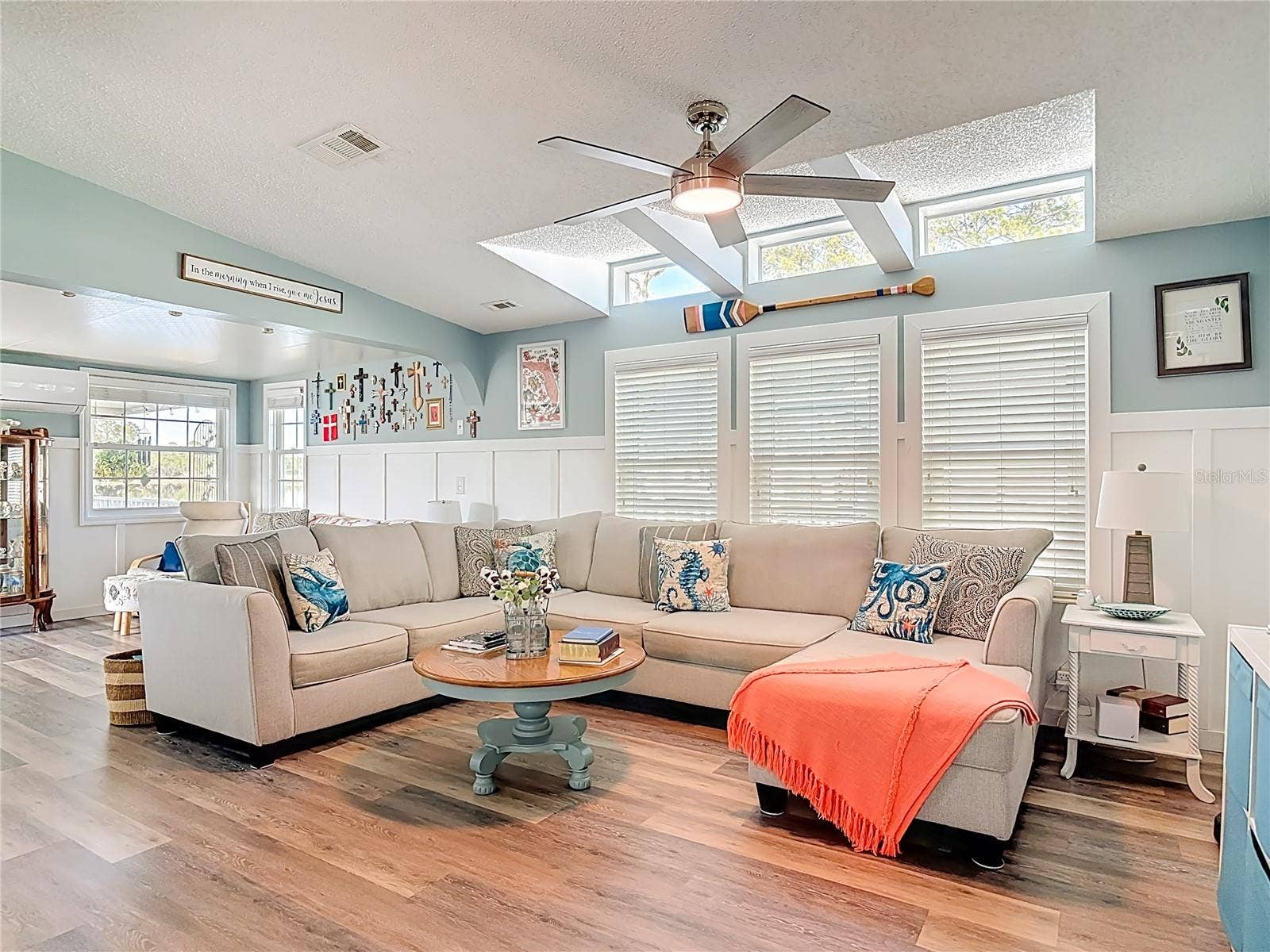 70 EAGLE POINT S, Osteen, FL 32764 70 EAGLE POINT S, Osteen, FL 32764