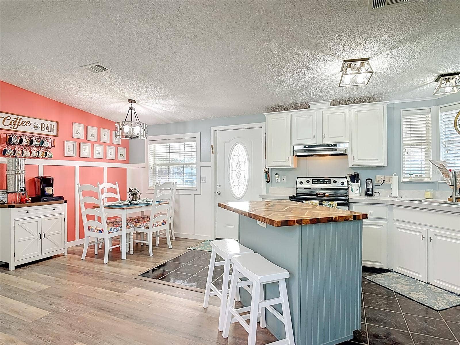 70 EAGLE POINT S, Osteen, FL 32764 70 EAGLE POINT S, Osteen, FL 32764