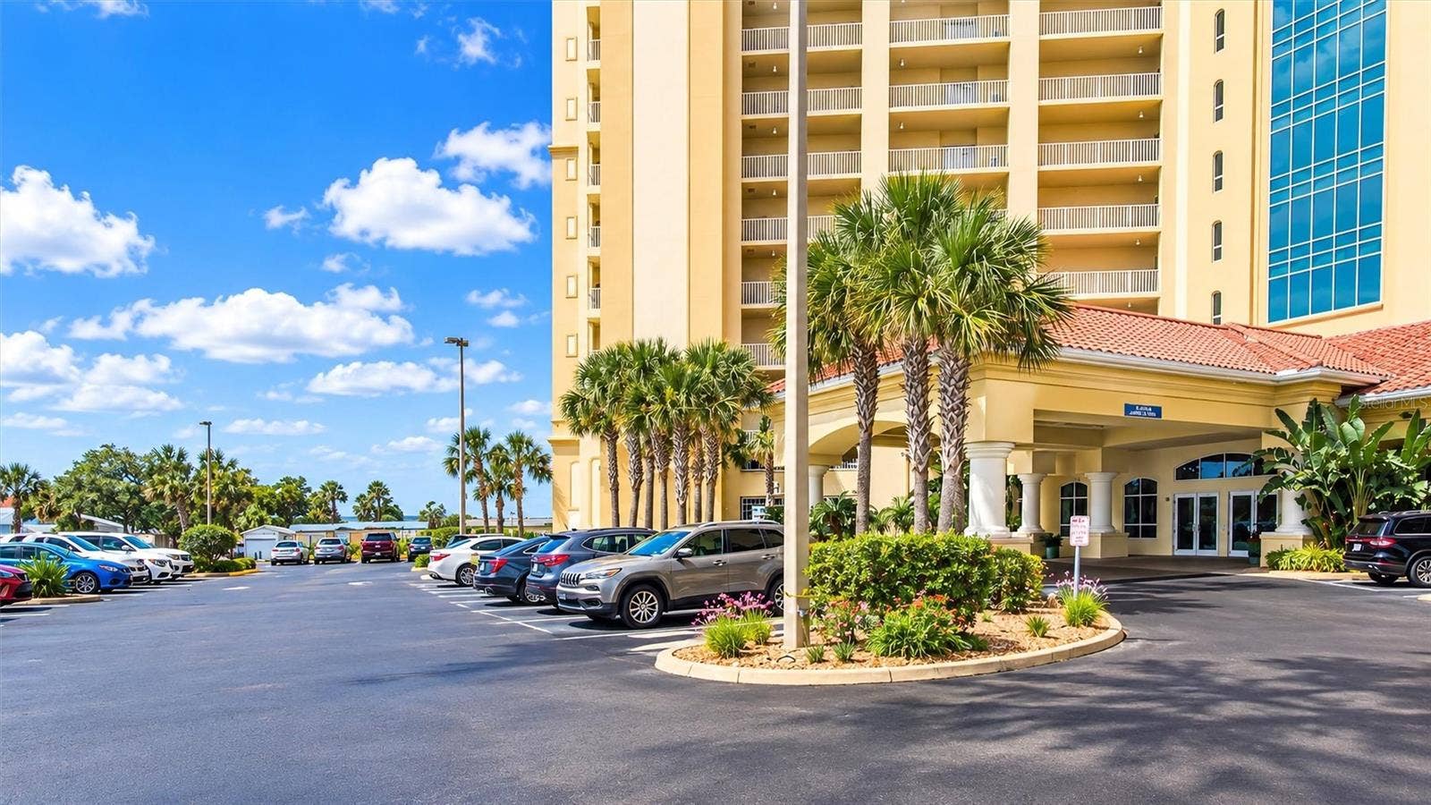 2801 S RIDGEWOOD AVENUE, #608, South Daytona, FL 32119 2801 S RIDGEWOOD AVENUE, #608, South Daytona, FL 32119