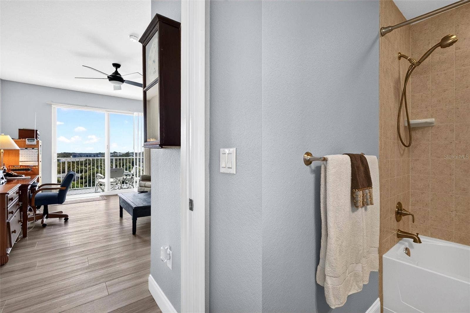 2801 S RIDGEWOOD AVENUE, #608, South Daytona, FL 32119 2801 S RIDGEWOOD AVENUE, #608, South Daytona, FL 32119