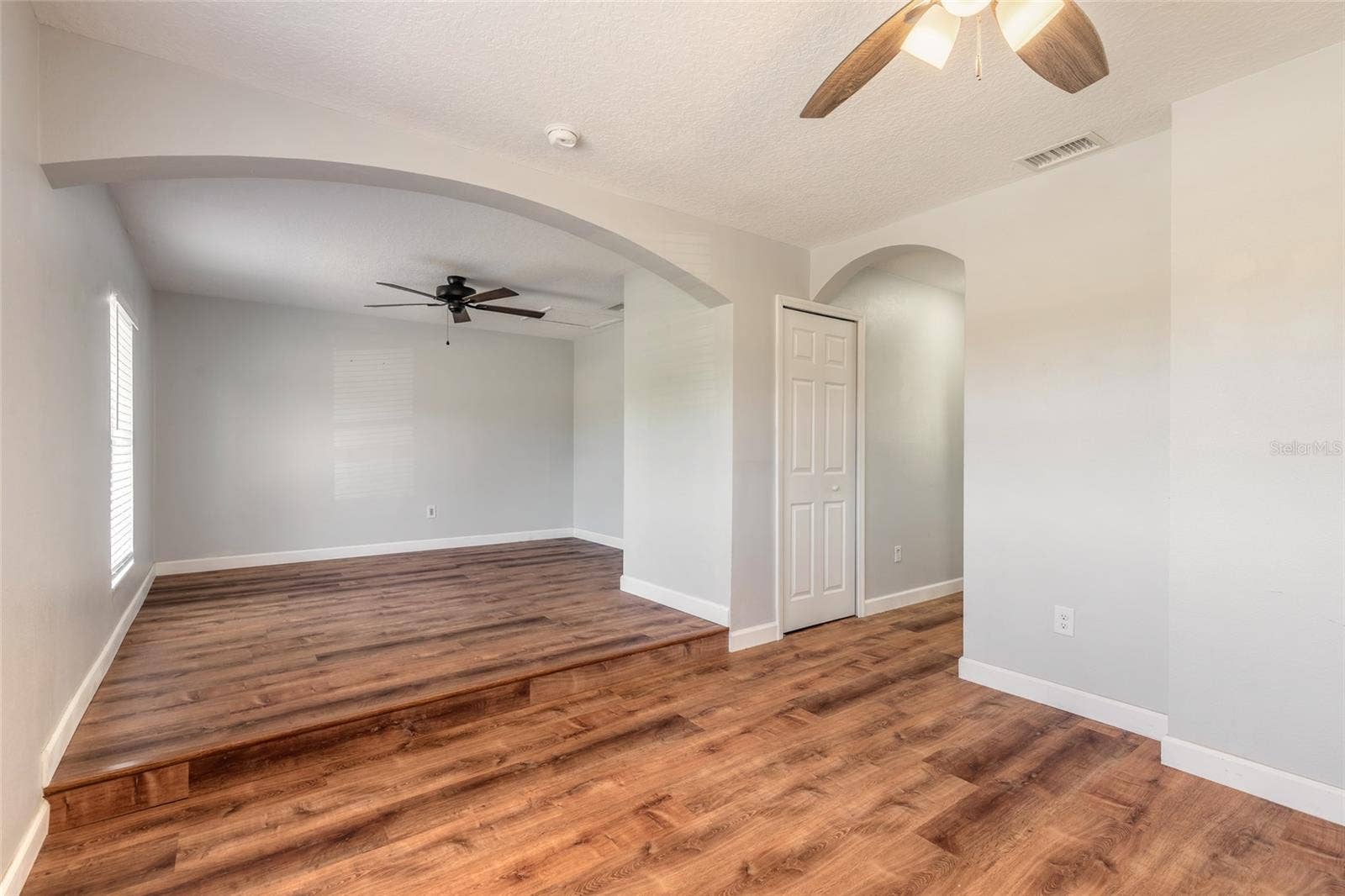 228 E HOLLY DRIVE, Orange City, FL 32763 228 E HOLLY DRIVE, Orange City, FL 32763