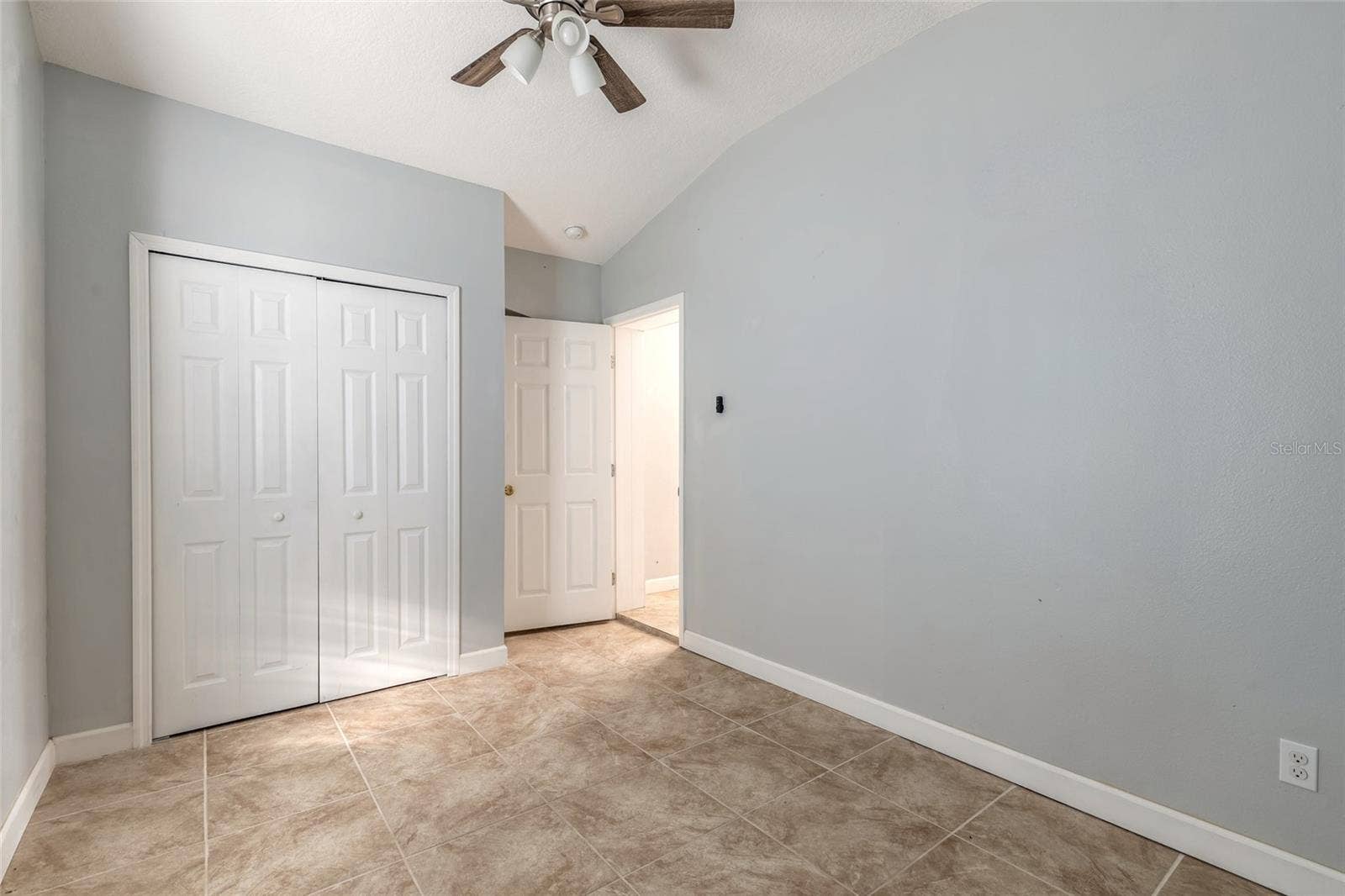 228 E HOLLY DRIVE, Orange City, FL 32763 228 E HOLLY DRIVE, Orange City, FL 32763