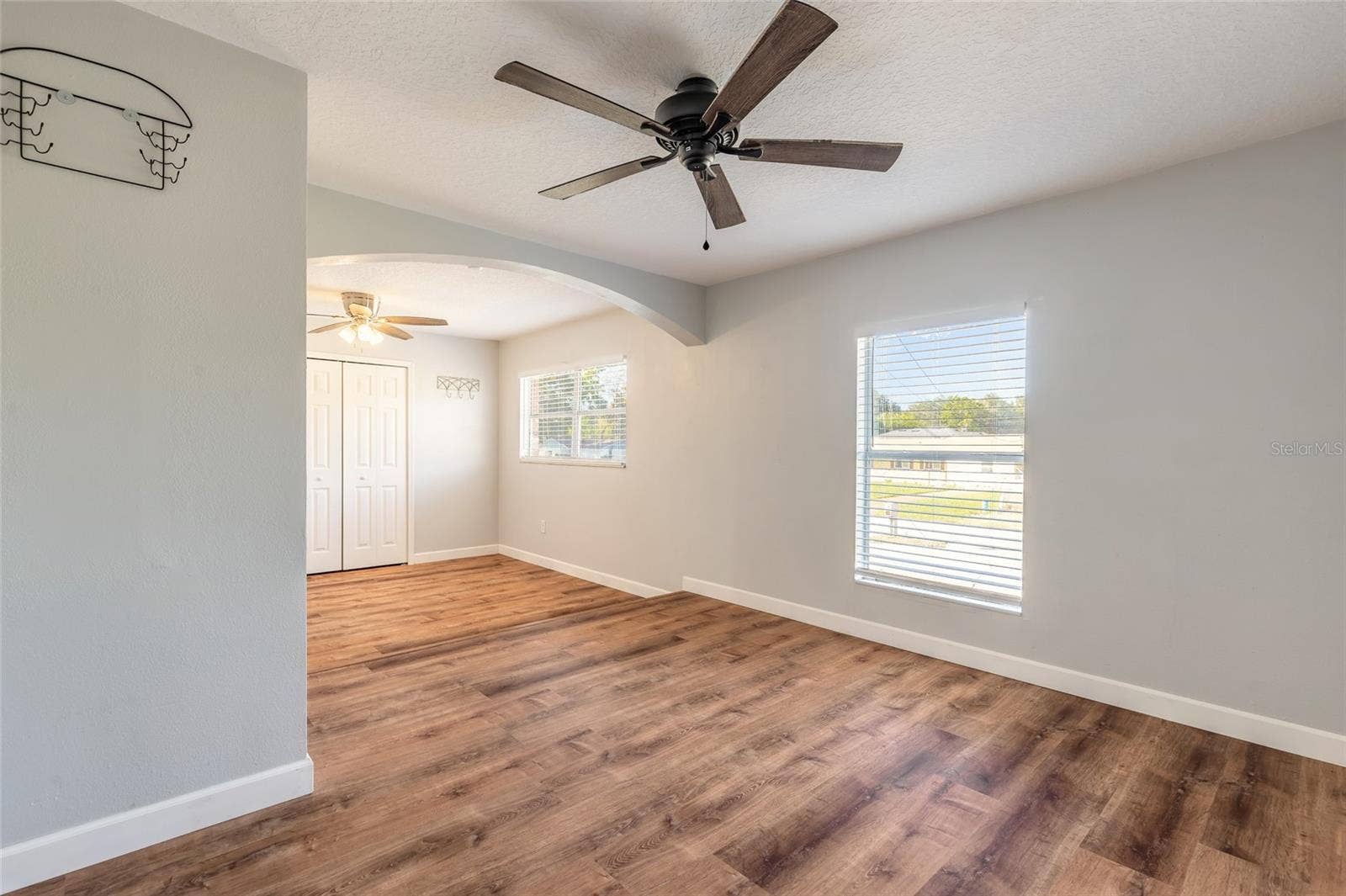 228 E HOLLY DRIVE, Orange City, FL 32763 228 E HOLLY DRIVE, Orange City, FL 32763