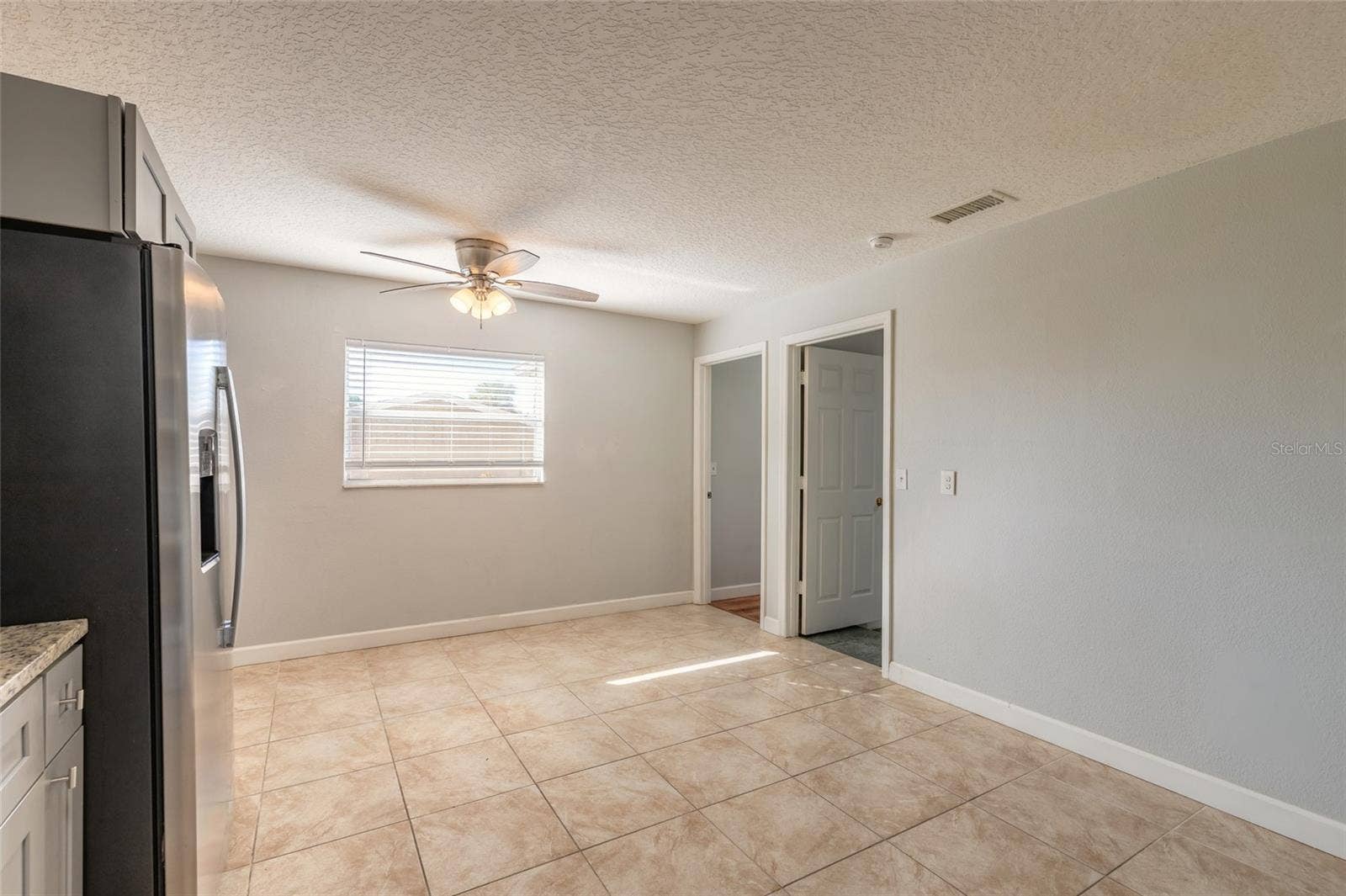 228 E HOLLY DRIVE, Orange City, FL 32763 228 E HOLLY DRIVE, Orange City, FL 32763