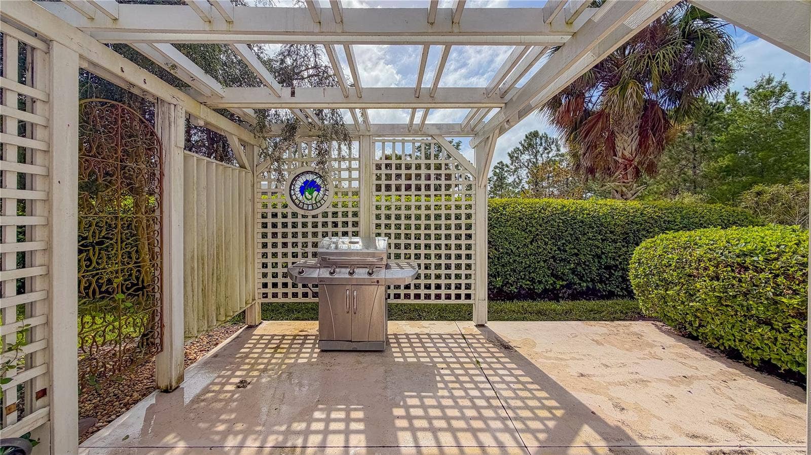 1594 LINCOLNSHIRE DRIVE, Deland, FL 32724