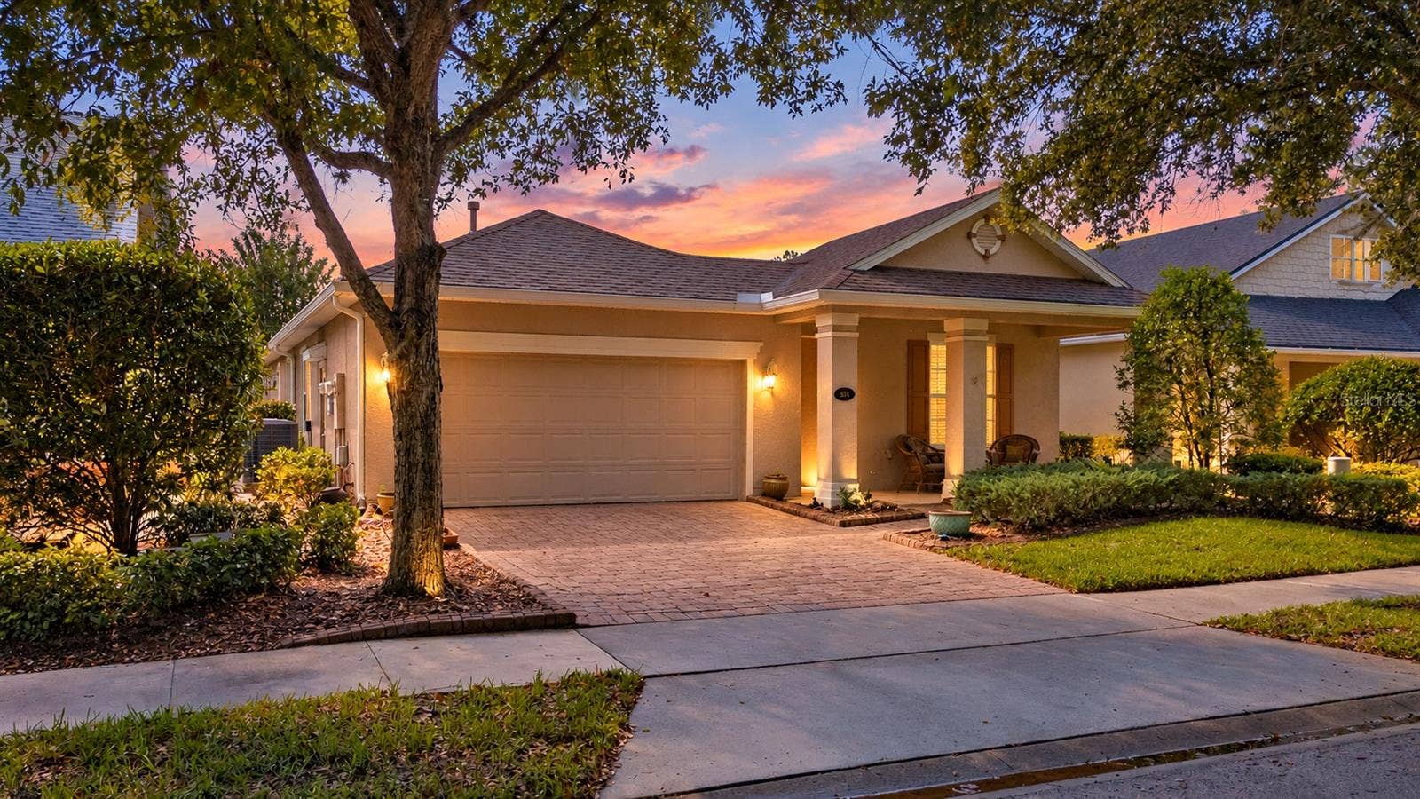 Welcome home to 1594 Lincolnshire Drive, Deland 32724