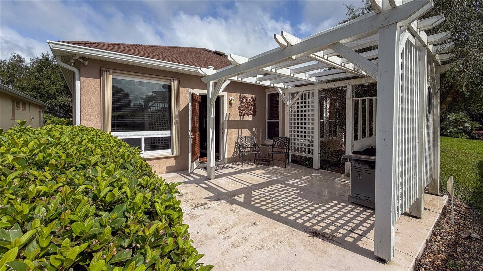 1594 LINCOLNSHIRE DRIVE, Deland, FL 32724