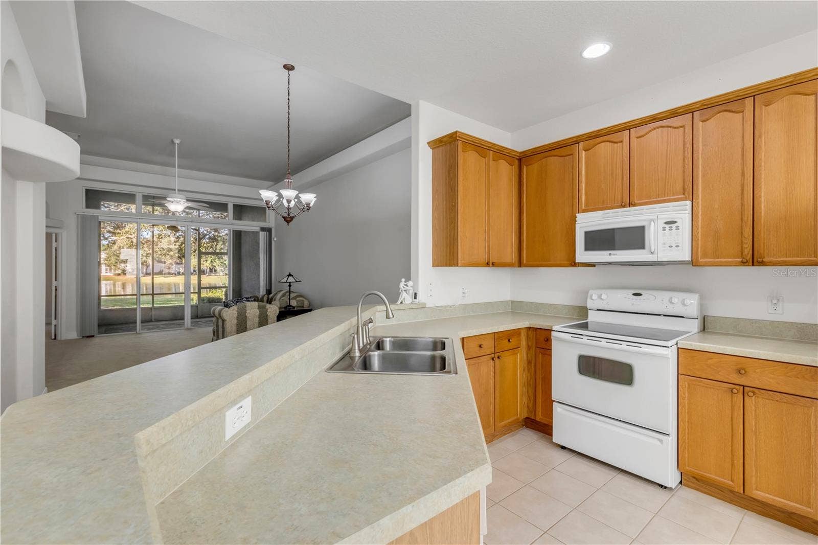 116 BAUER CIRCLE, Daytona Beach, FL 32124